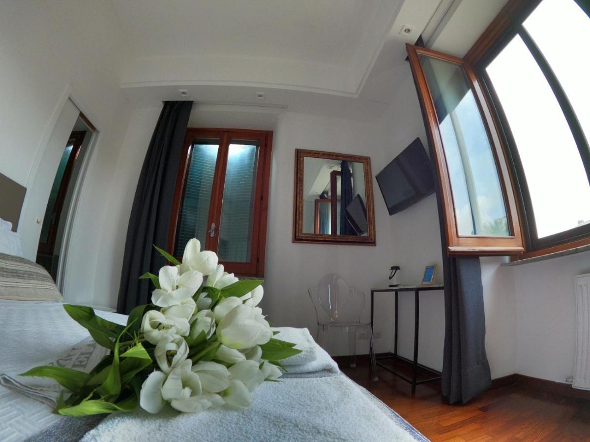 Emi'S Guest House Rzym Zewnętrze zdjęcie