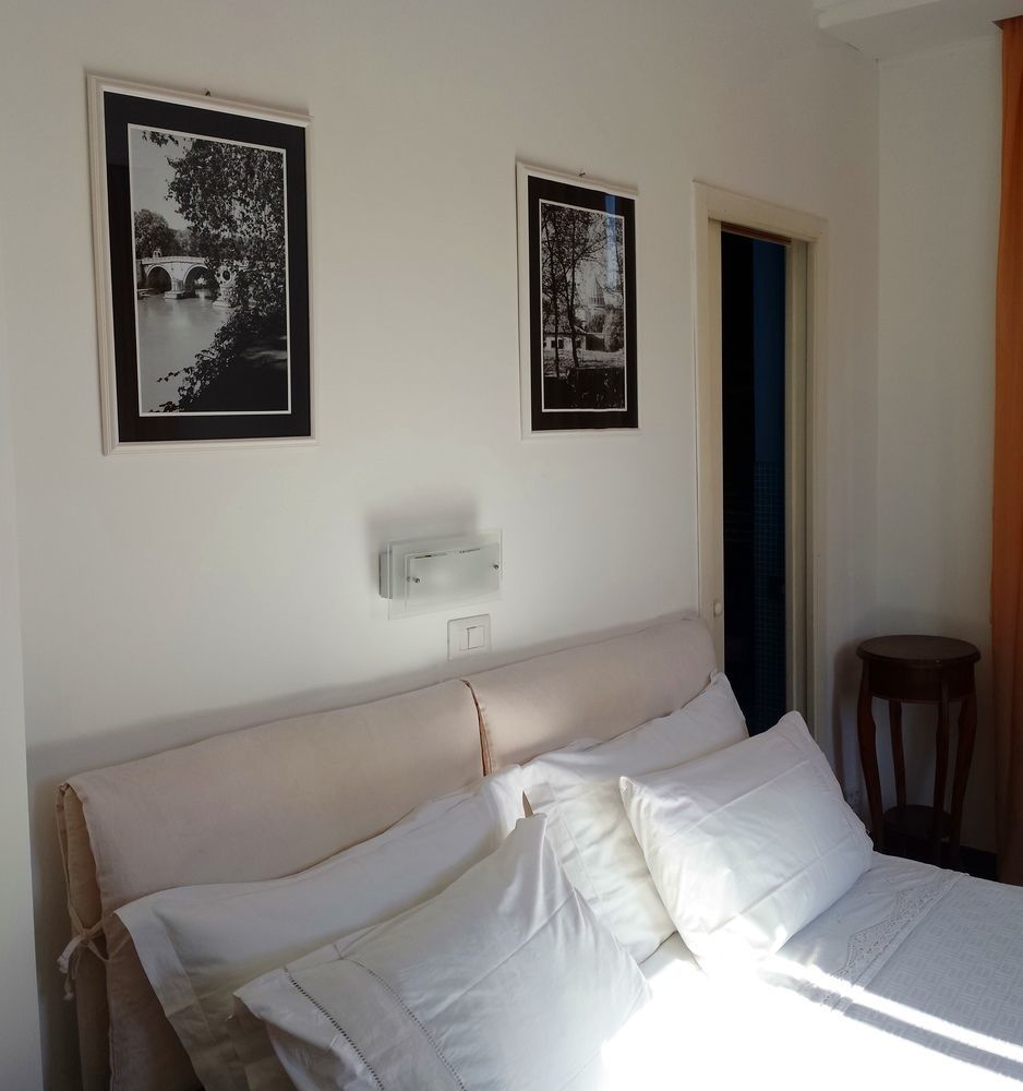 Emi'S Guest House Rzym Zewnętrze zdjęcie